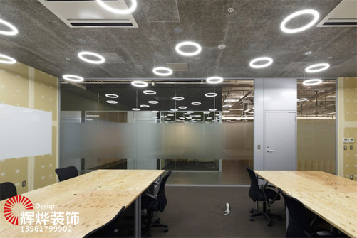無錫辦公室裝修設計的明暗搭配