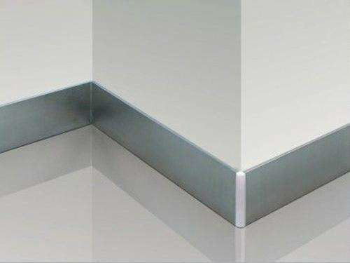 無(wú)錫辦公室裝修踢腳線