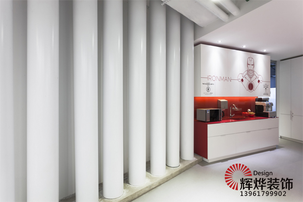 現(xiàn)代簡約風辦公室裝修